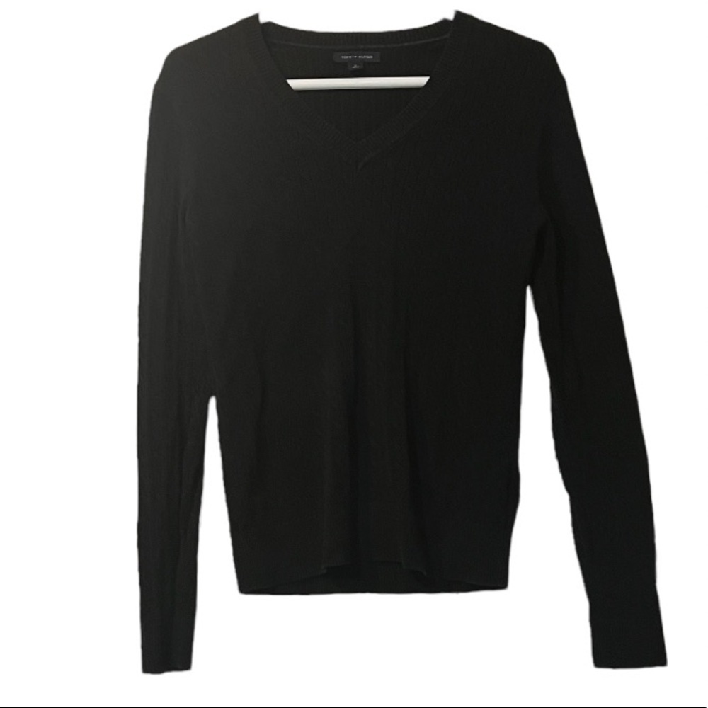 Tommy Hilfiger V-Neck Sweater Black Size Medium Knit Preppy Academia Professor